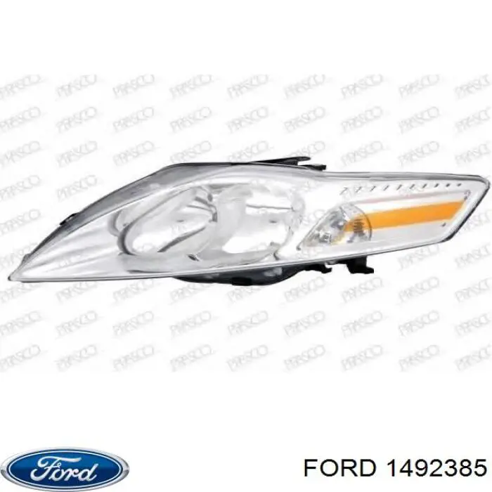 Фара права 1586981 Ford