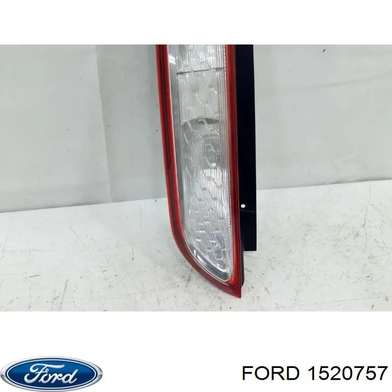 Купити 8M5113404 Ford Задня права фара