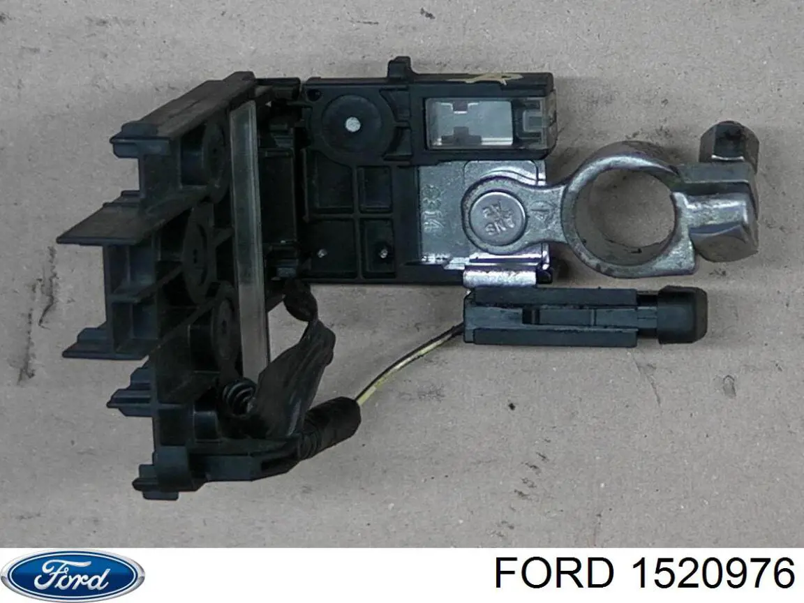 1520976 Ford Реле запобіжників