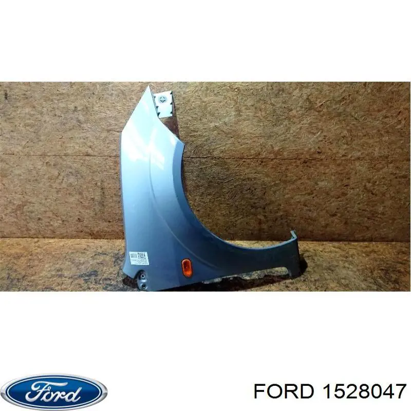 Купити 1528047 Ford Крила