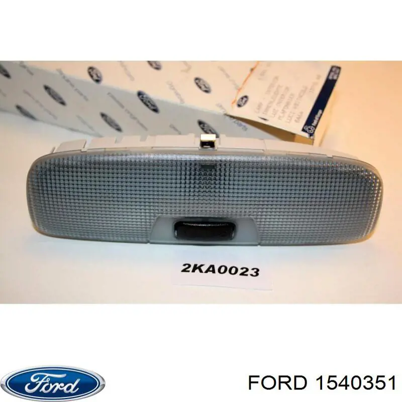 Плафон освітлення салону/кабіни Ford 1540351 ціна, від 5.63 USD