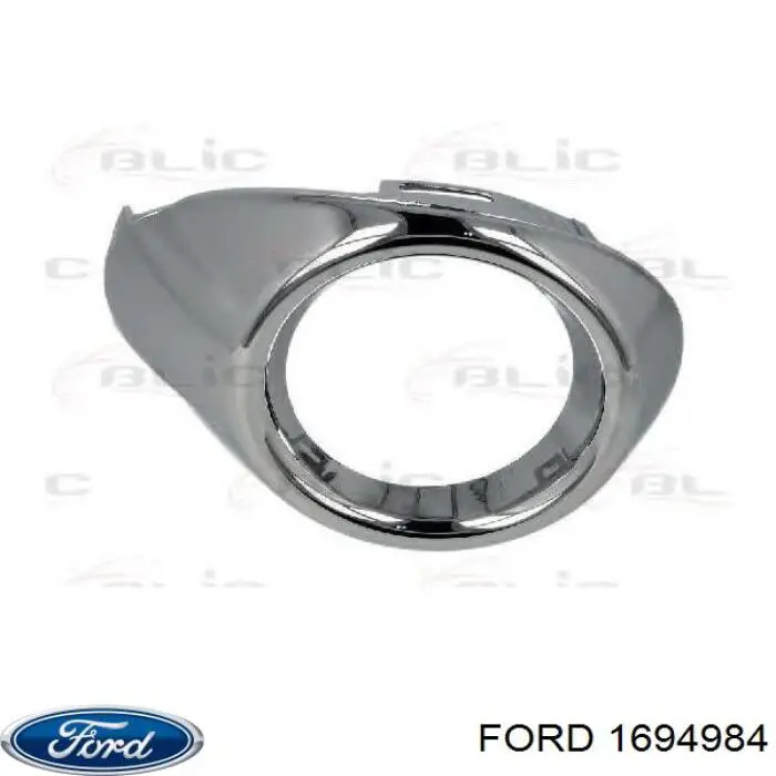 Обід (окантовка) фари противотуманної, правої Ford 1694984 ціна, від 5.62 USD