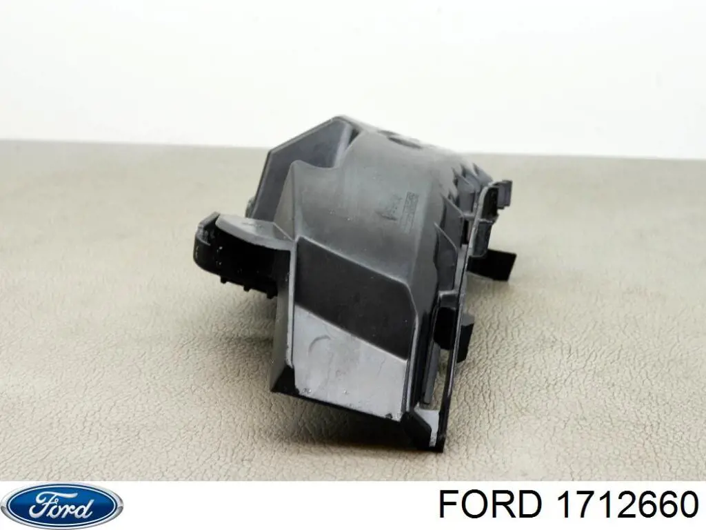 Рамка радіатора 1538531 Ford