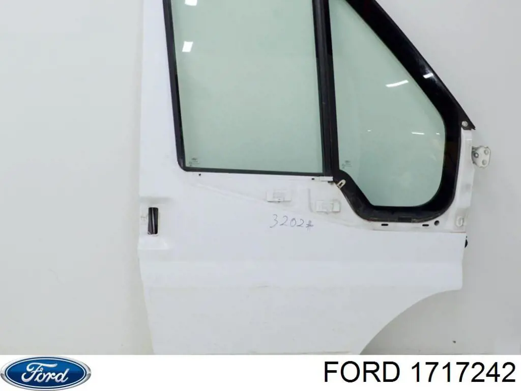 Купити 1508409 Ford Двері праві передні