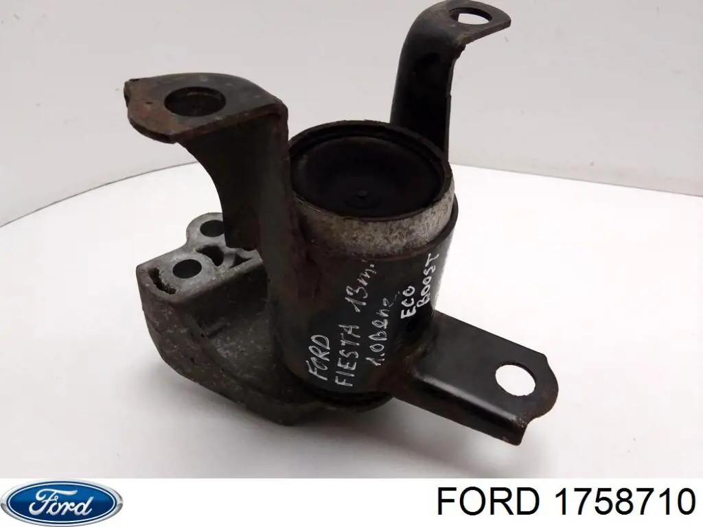 1758710 Ford Передня балка