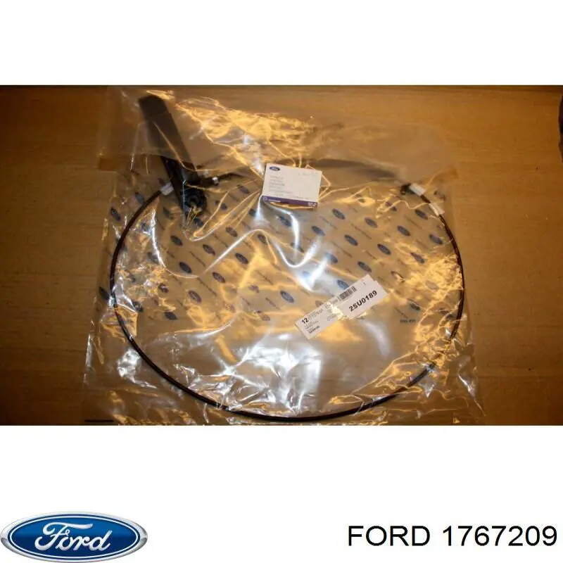 Купити 1767209 Ford Ручка двері бічної/зсувної внутрішня права
