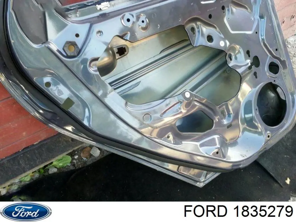  1835279 Ford