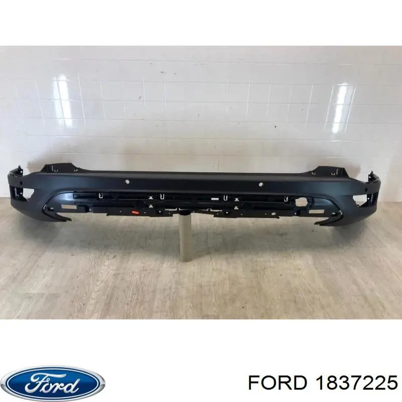 Бампер задній Ford 1837225