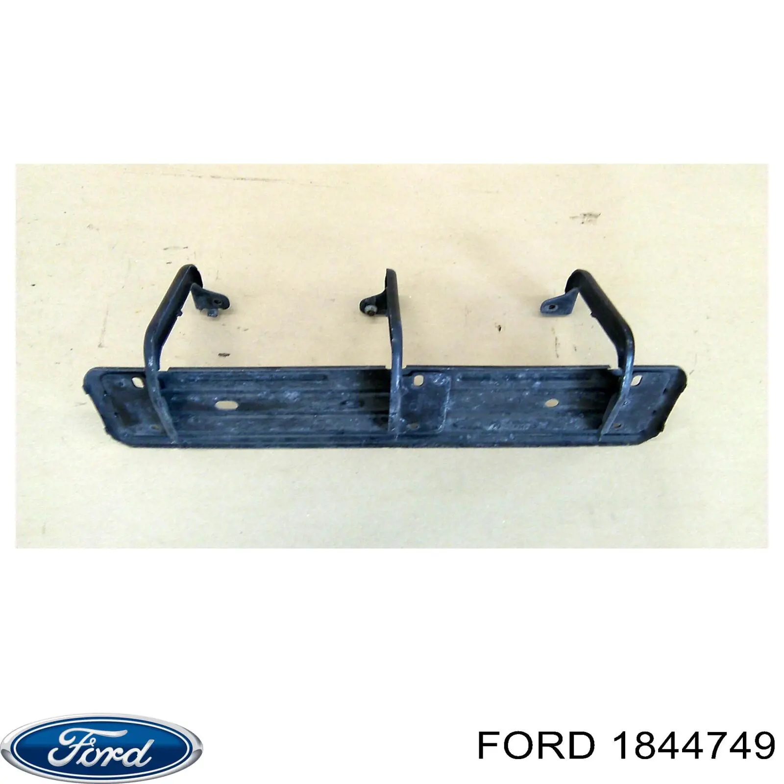 Купити 1844749 Ford Кронштейн бампера переднього