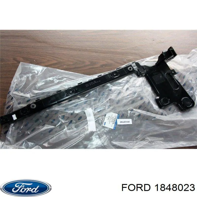 Кронштейн бампера заднього, правий Ford 1848023 ціна, від 4.44 USD