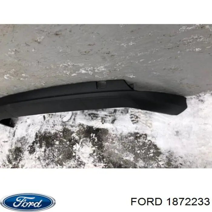 Спойлер заднього бампера Ford 1872233 ціна, від 65.51 USD