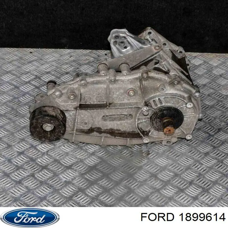 1899614 Ford Сайлентблок задньої тяги