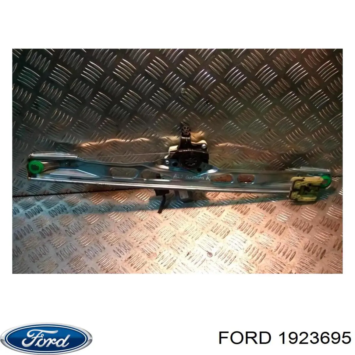 Кронштейн подушки (опори) двигуна, лівої Ford BK217M125AC ціна, від 44.34 USD
