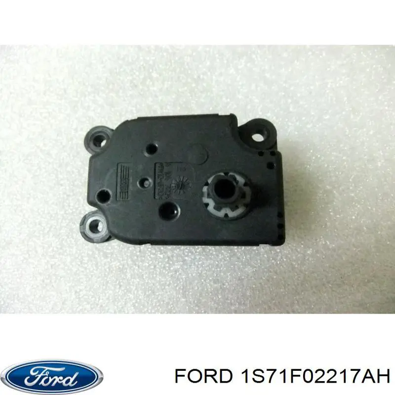Купити 1230483 Ford Водостік лобового скла, жабо