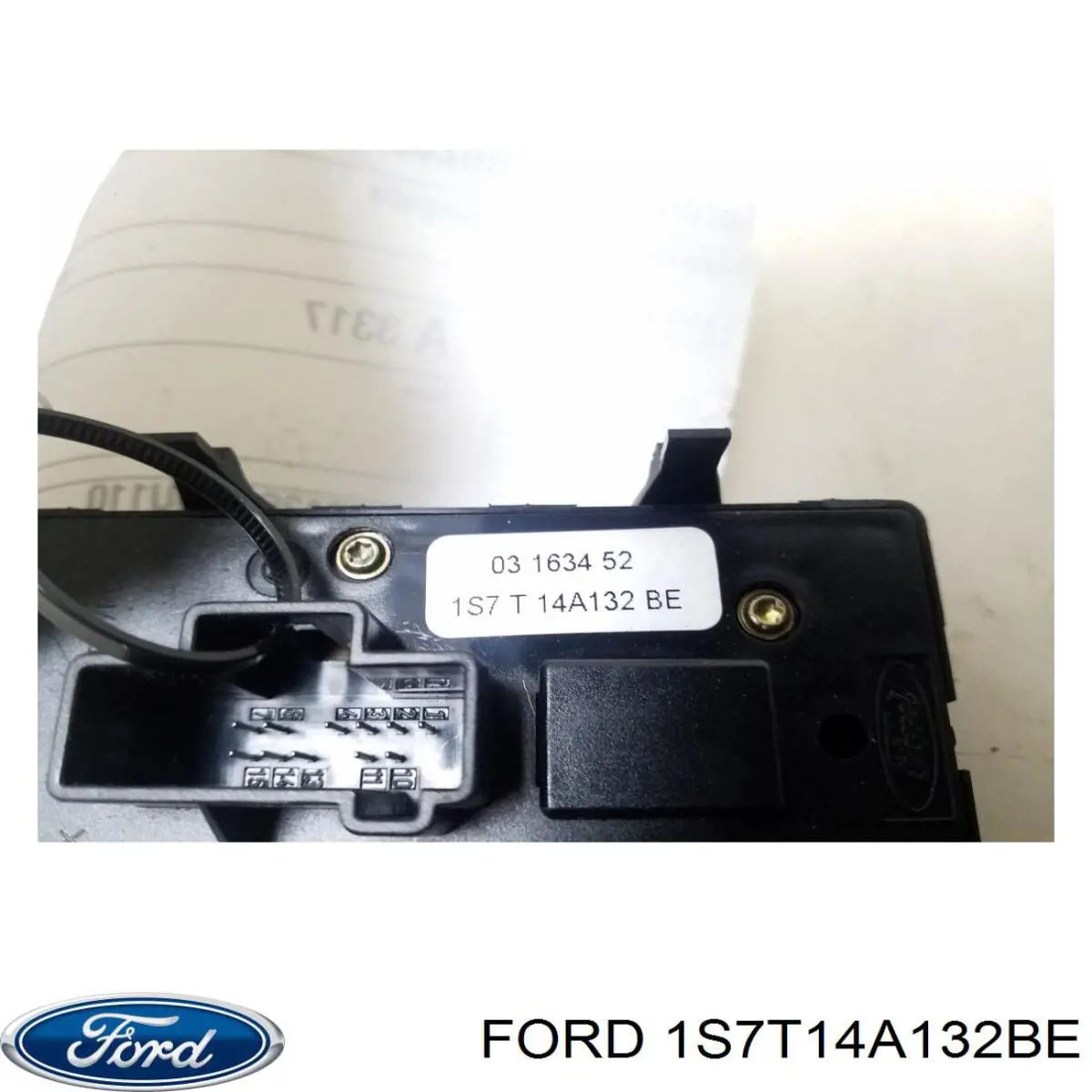 Кнопковий блок керування склопідіймачами передній лівий Ford 1S7T14A132BE ціна, від 11.40 USD
