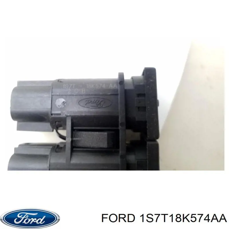 Кнопка включення обігріву лобового скла Ford 1S7T18K574AA ціна, від 4.17 USD
