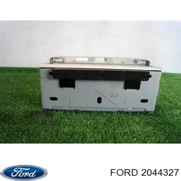Купити 2044327 Ford Магнітола