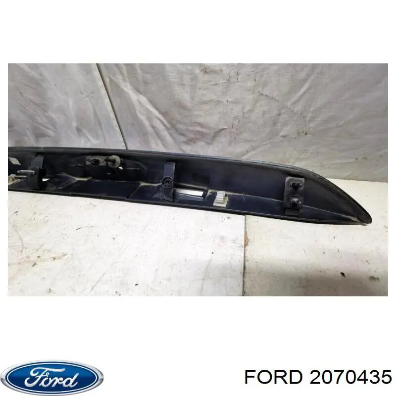 2070435 Ford 
