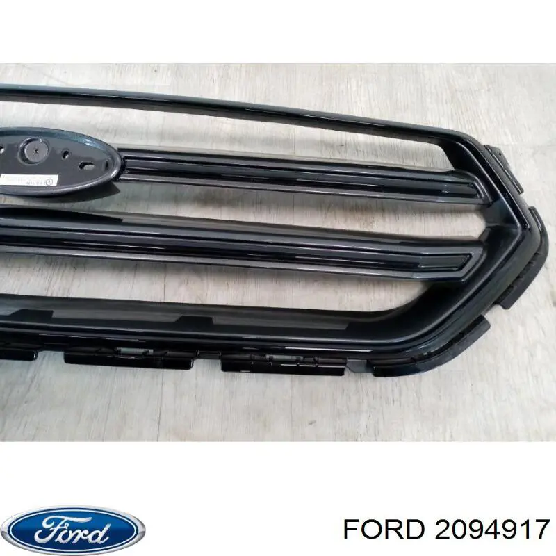 2094917 Ford Решітка радіатора