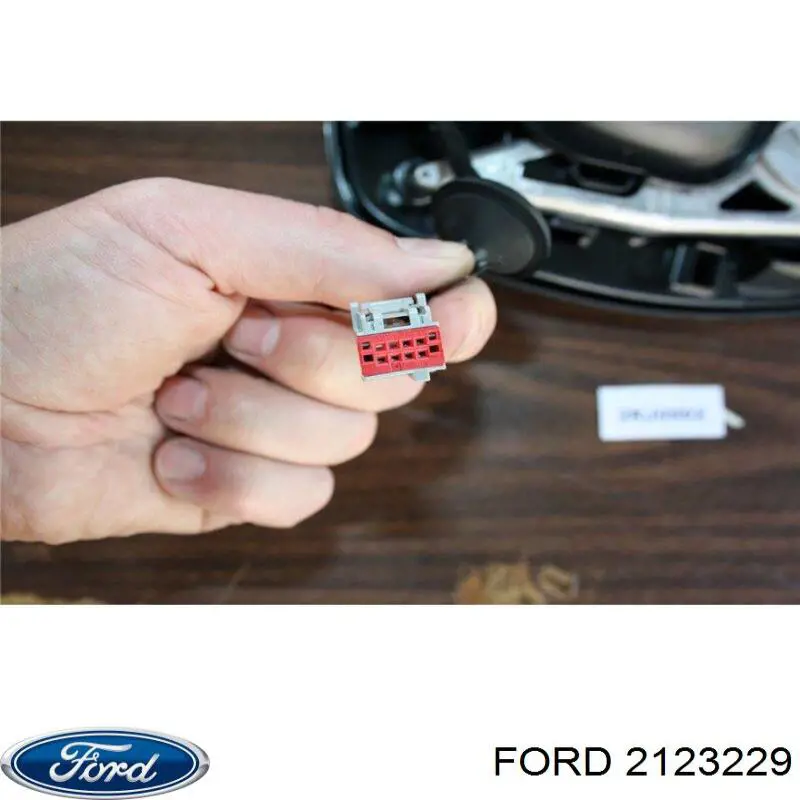 Купити 2123229 Ford Бічне дзеркало заднього виду ліве