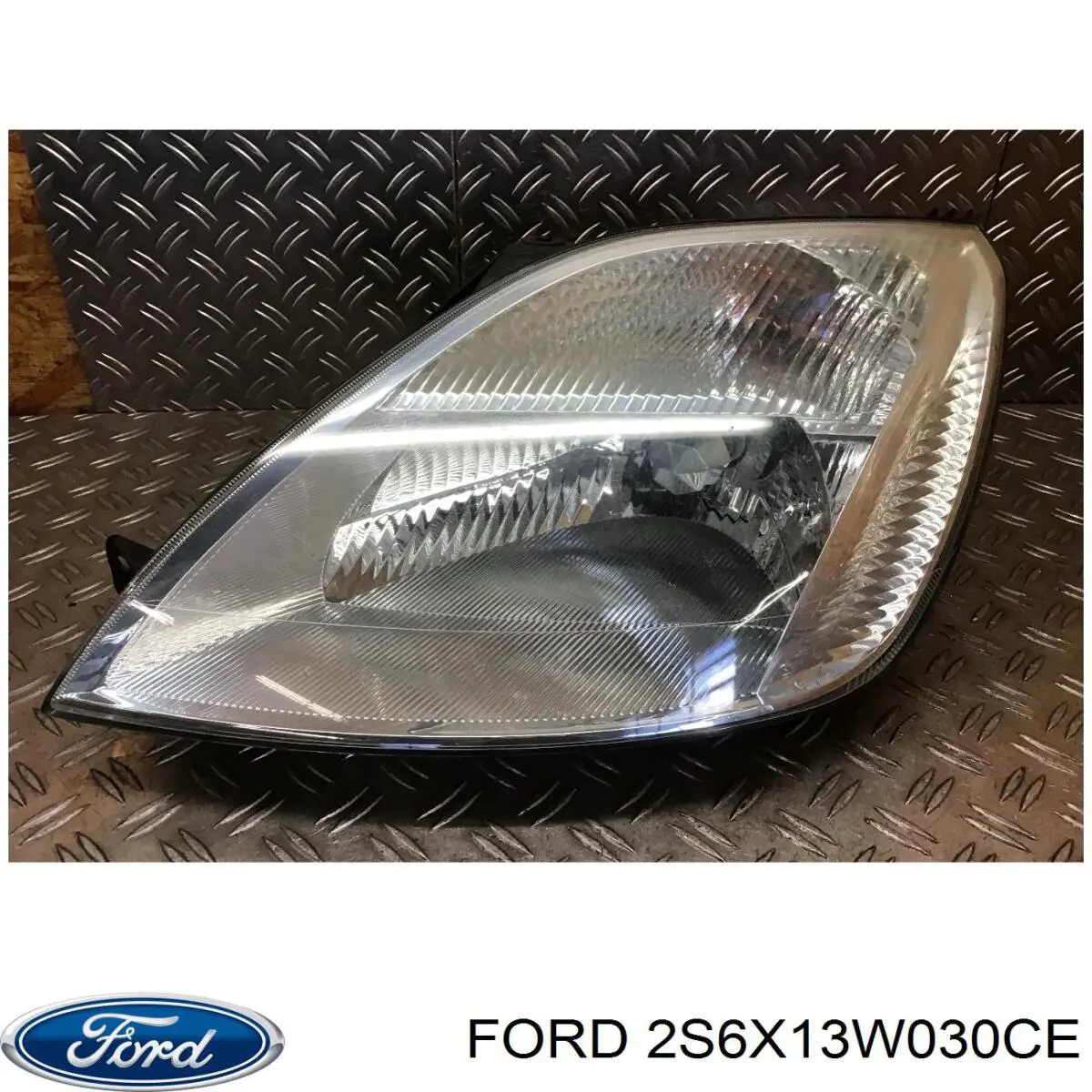Фари Ford 2S6X13W030CE ціна, від 75.39 USD