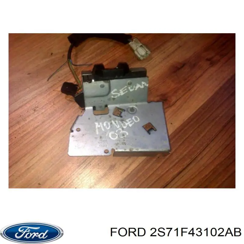 Замок дверей багажника Ford 4405031 ціна, від 29.83 USD