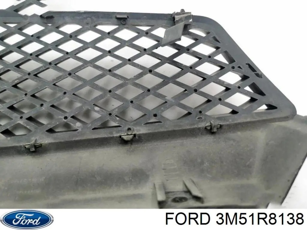3M51R8138 Ford решітка радіатора