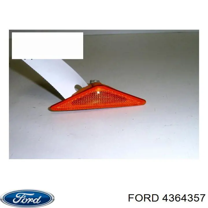 Поворітель повороту на крилі Ford 1065645