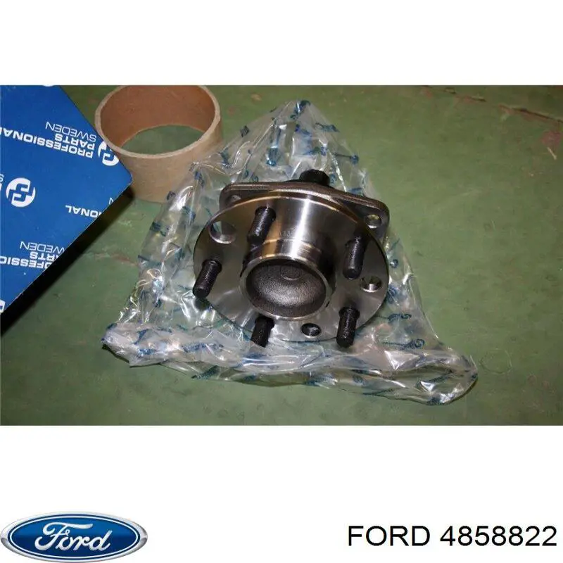 4858822 Ford Маточина задня