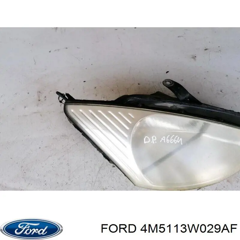 Фара права 4M5113W029AF Ford