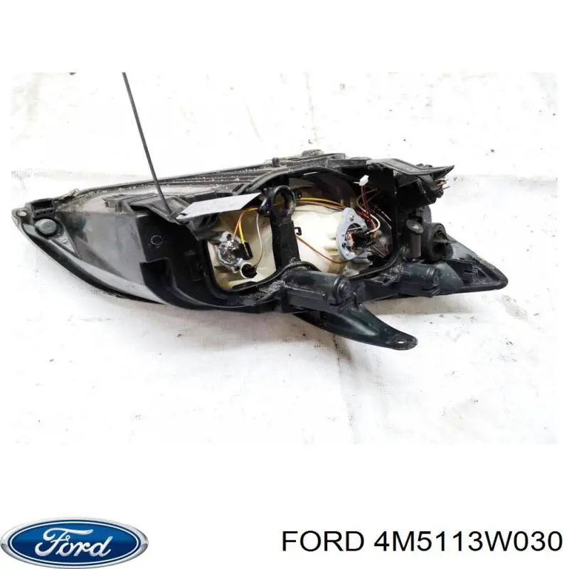 4M5113W030 Ford Фара дальнього світла в зборі