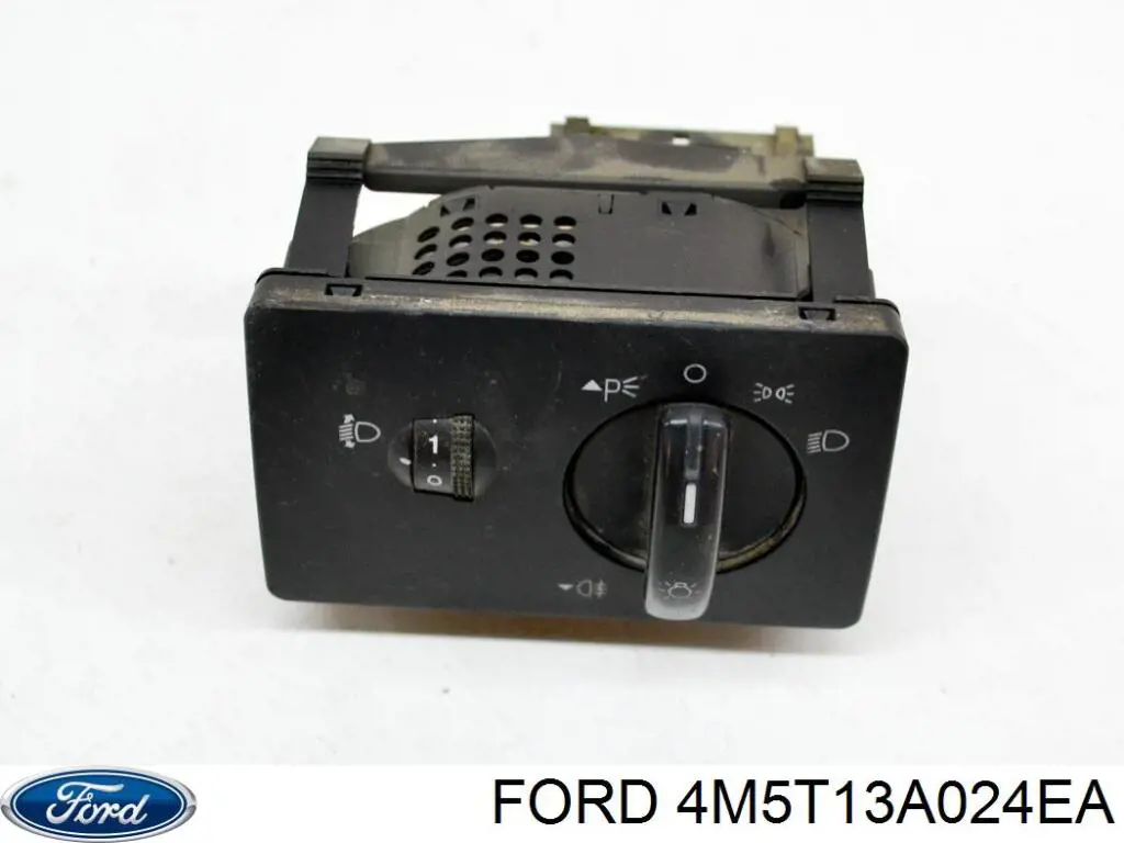 Перемикач світла фар, на "торпеді" на Ford Connect (TC7)