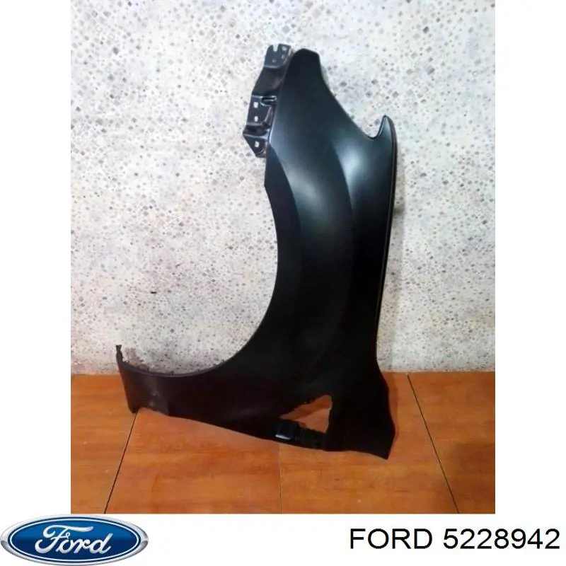 5228942 Ford Переднє ліве крило