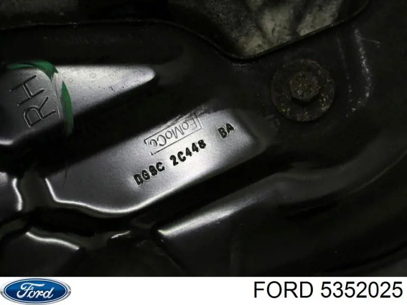 Цапфа поворотного кулака Ford 5352025 ціна, від 65.97 USD