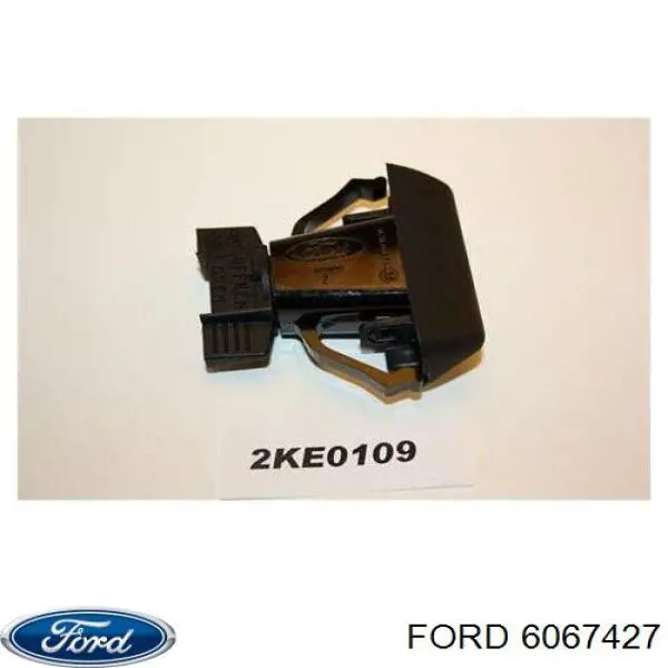 Ліхтар підсвічування заднього номерного знака Ford 6067427 ціна, від 19.77 USD