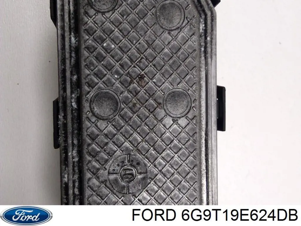 Купити 1465718 Ford Їжак обігрівача