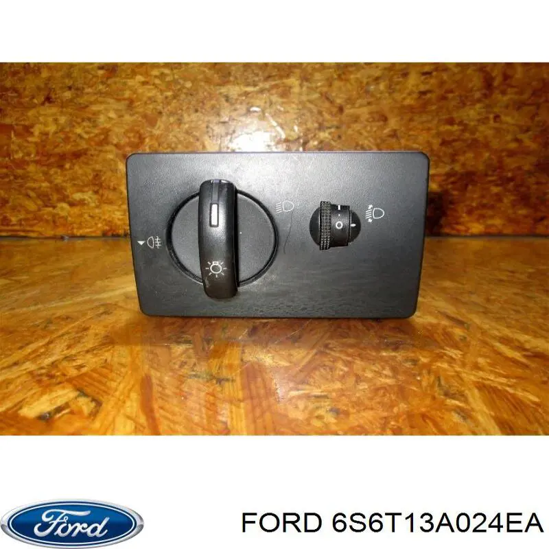 Перемикач світла фар, на "торпедо" Ford 6S6T13A024EA