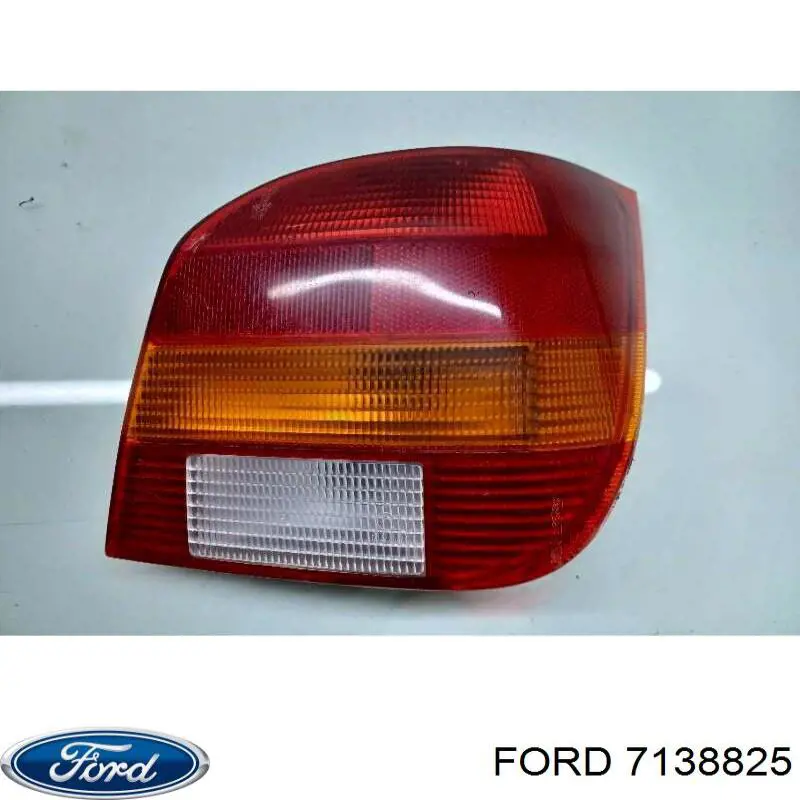 7138825 Ford Радіатор охолодження двигуна