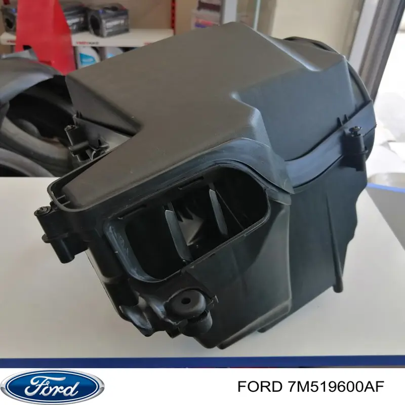 7M519600AF Ford корпус повітряного фільтра