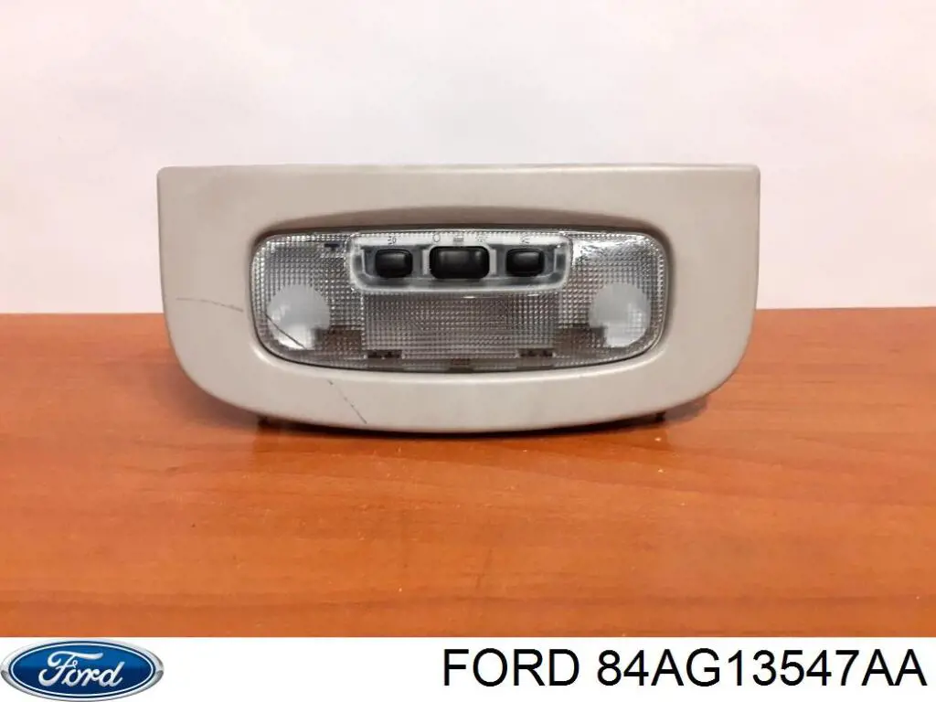 6136623 Ford Лампочка освітлення салону