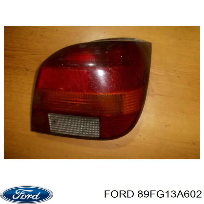 Ліхтар задній правий на Ford Fiesta Mk3 GFJ