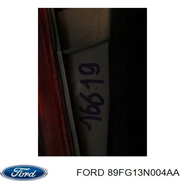 Цоколь (патрон) заднього ліхтаря Ford 89FG13N004AA ціна, від 4.39 USD