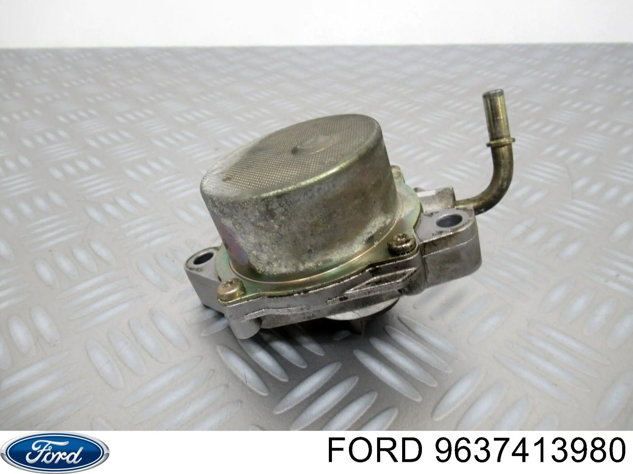 Купити 9637413980 Ford Вакуумний насос