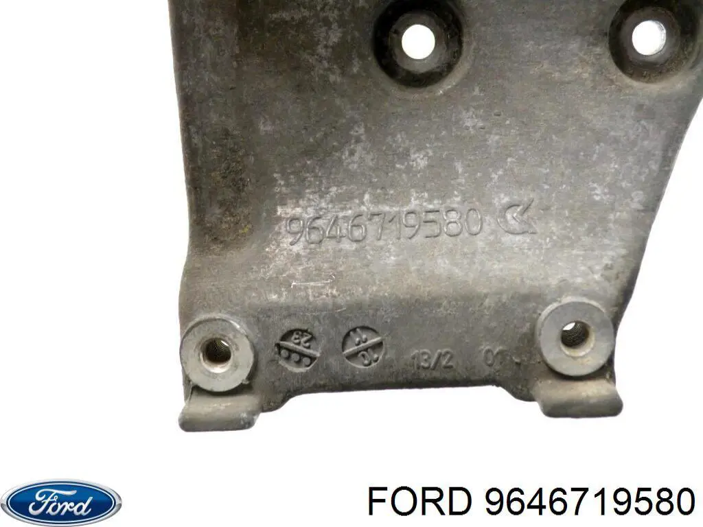 Кронштейн генератора (натяжний) Ford 9646719580 ціна, від 3.80 USD