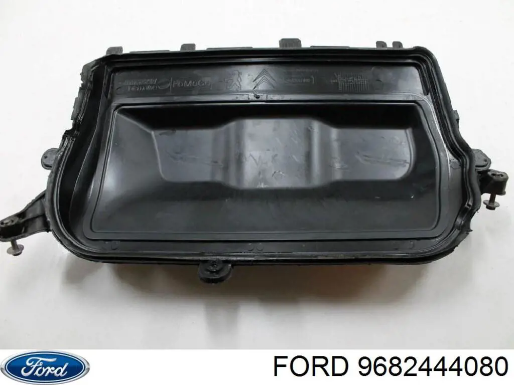 Кришка двигуна декоративна Fiat/Alfa/Lancia 9682444080 ціна, від 70.61 USD