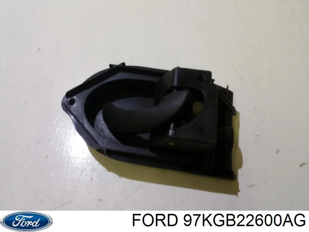 1066786 Ford 