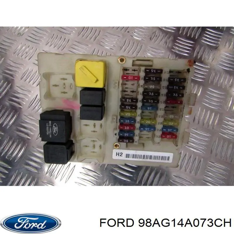 Купити 1112276 Ford Корпус запобіжників