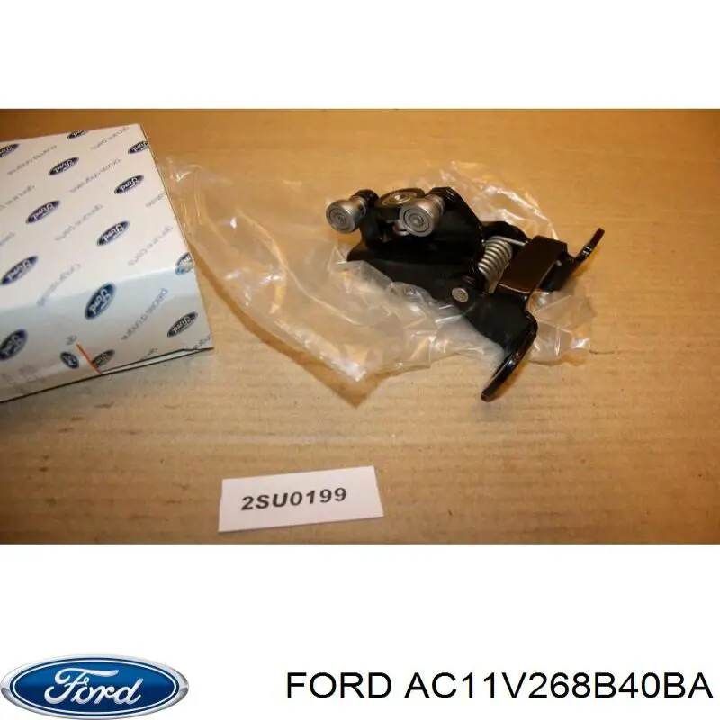 Ролик двері бічної/зсувної, правий центральний Ford AC11V268B40BA ціна, від 18.26 USD