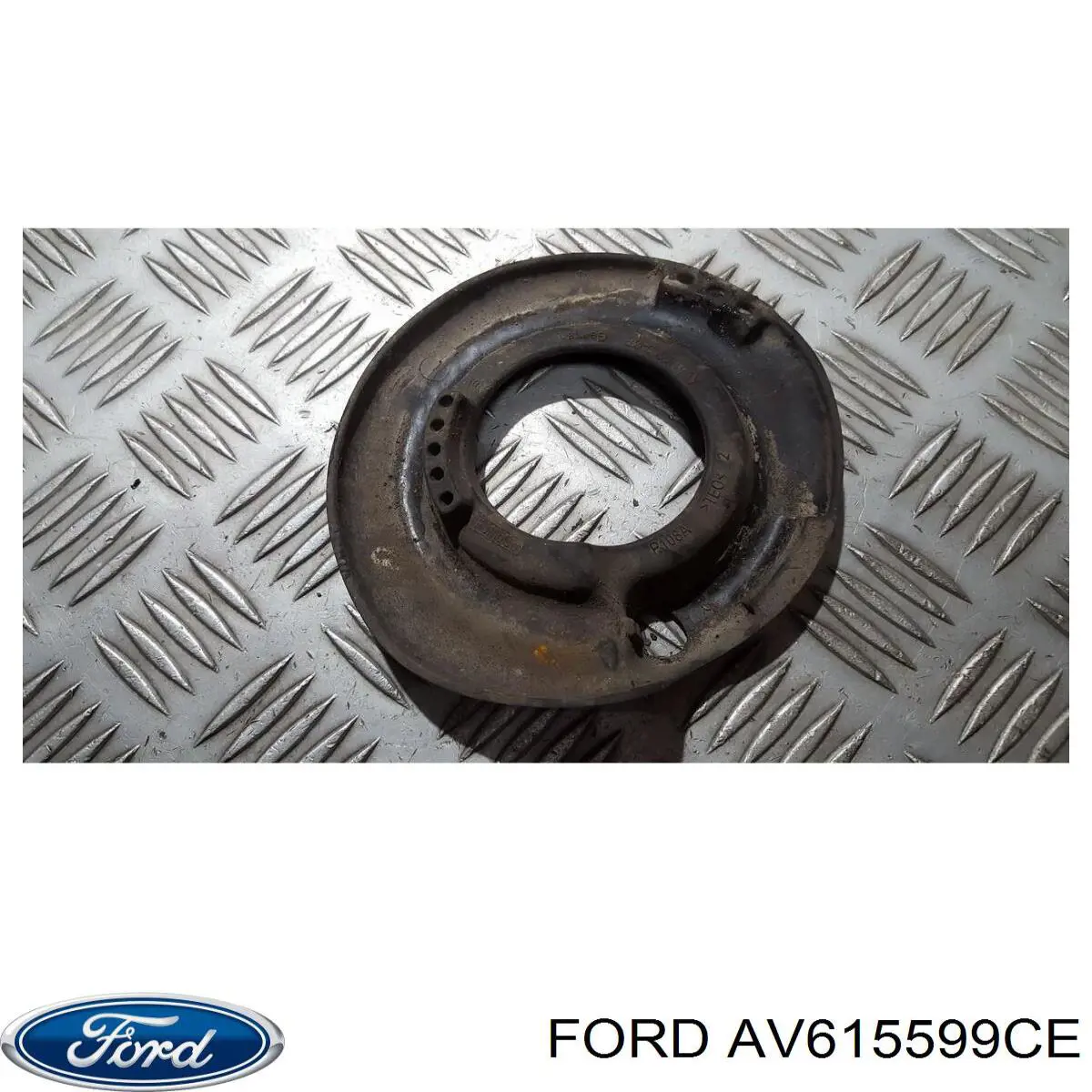 Проставка (гумове кільце) пружини задньої, нижня AV615599CE Ford