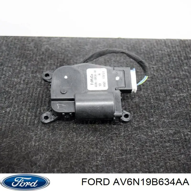 Двигун заслінки печі Mahle Original AA44000P ціна, від 11.08 USD